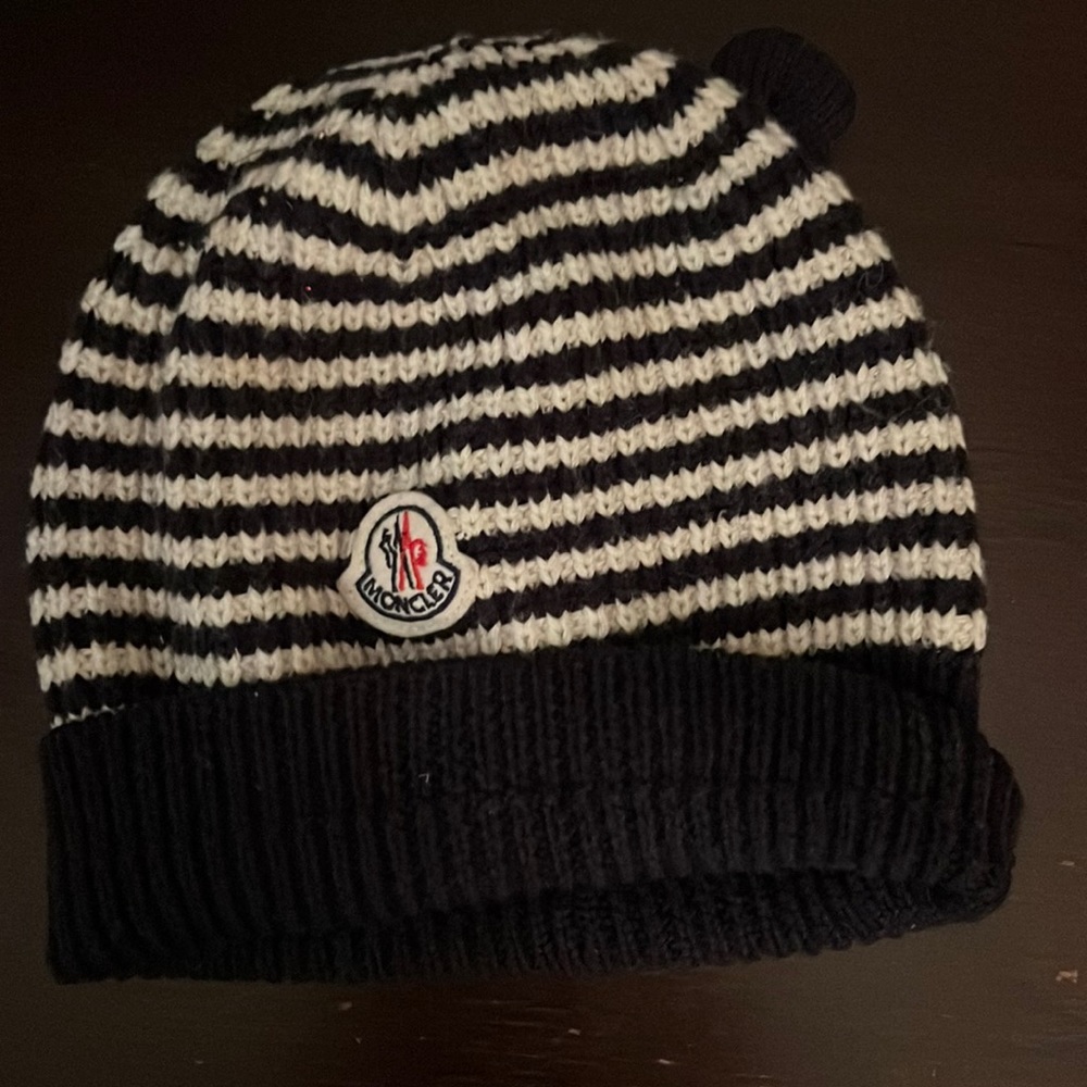 Moncler baby beanie